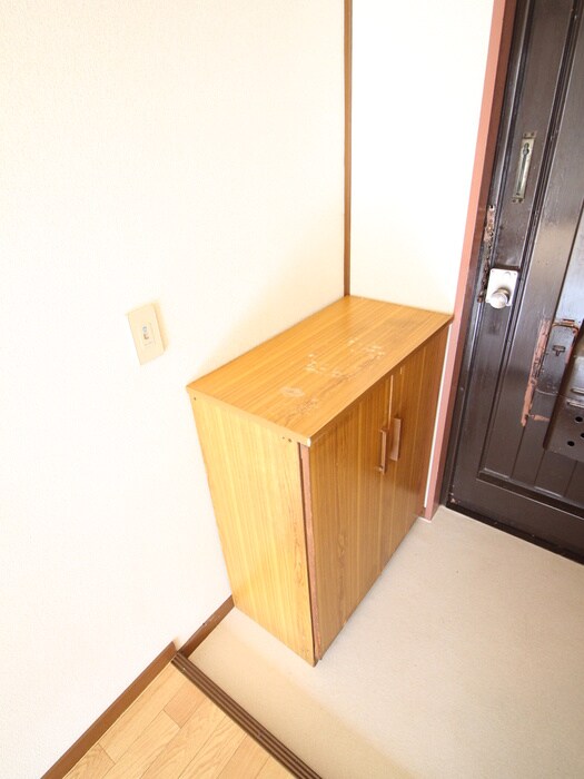 物件内観写真19　(玄関)