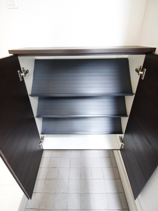 物件内観写真17　(靴箱)