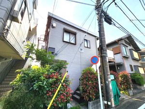 クリスタルハイツ外観写真