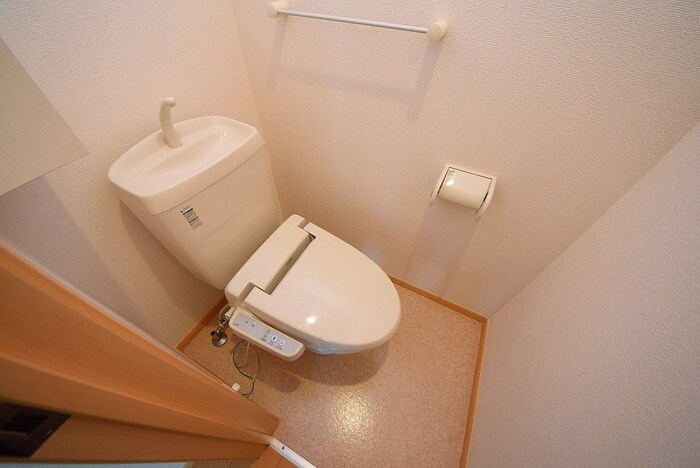 物件内観写真9　(トイレ)