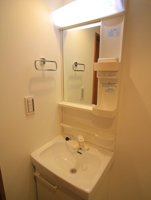 物件内観写真11　(洗面)