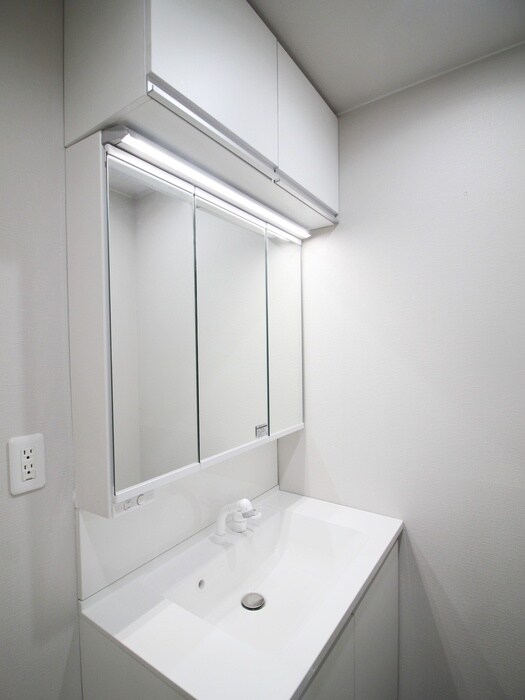 物件内観写真12　(洗面)