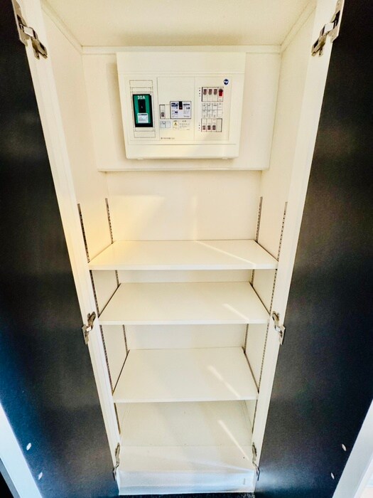 物件内観写真18　(靴箱)