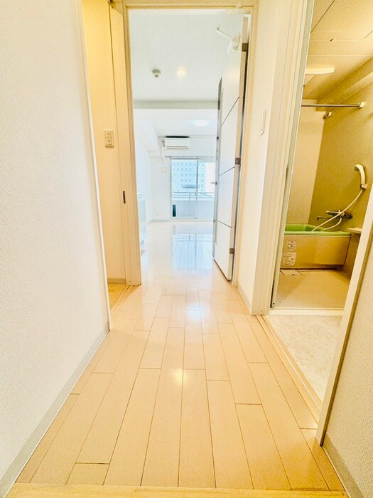 物件内観写真21　(廊下)