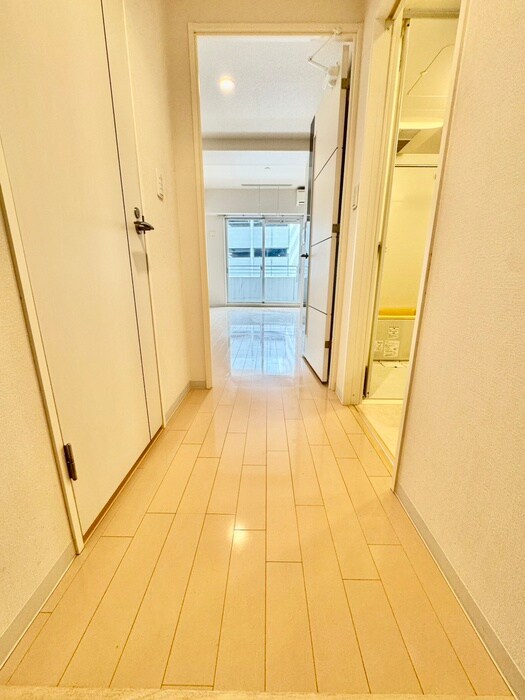 物件内観写真21　(廊下)