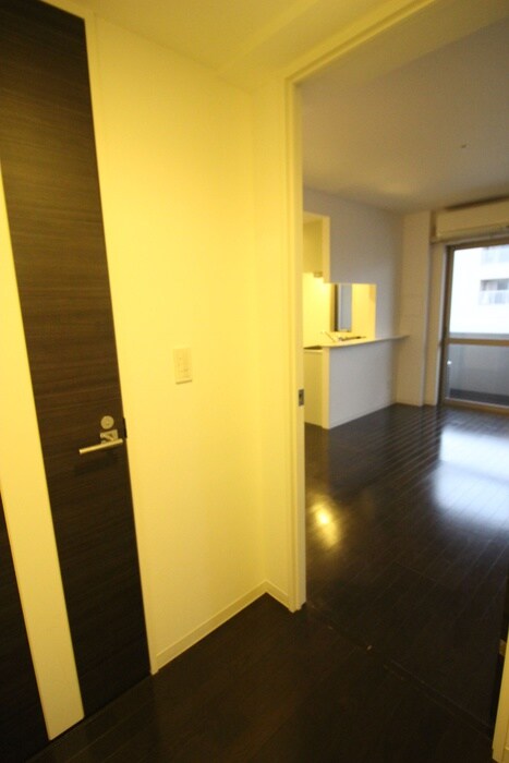 物件内観写真14　(廊下)