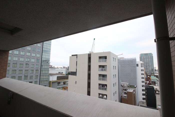 物件内観写真20　(室内からの展望)