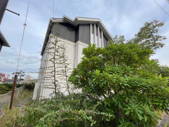 はるひ野１丁目貸家の物件外観写真