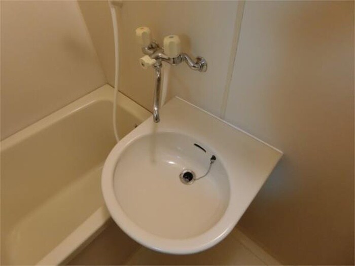 物件内観写真10　(洗面)