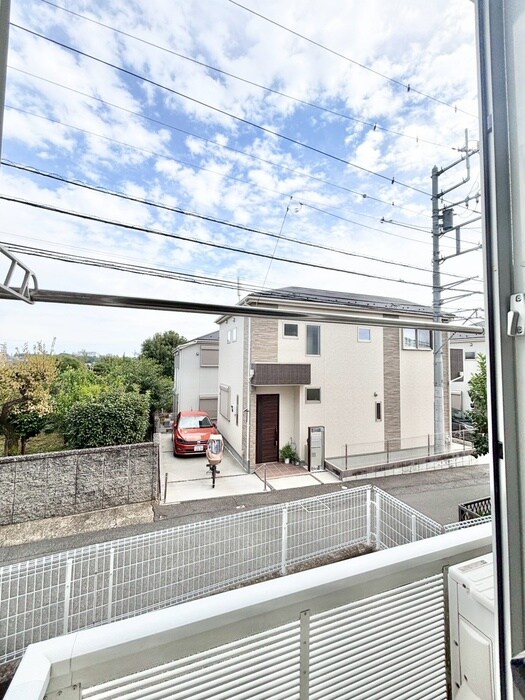 物件内観写真15　(室内からの展望)