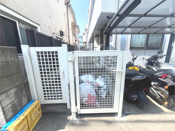 物件外観写真6　(建物設備)