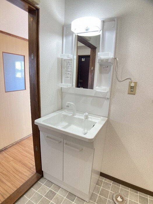 物件内観写真7　(洗面)