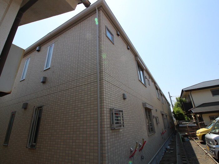 物件外観写真4　(駐車場)