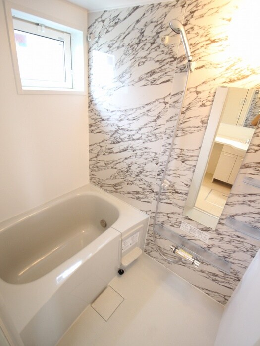 物件内観写真10　(バス／シャワールーム等)