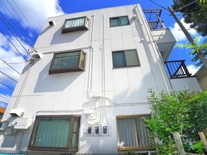 スプルス・ヒロ外観写真