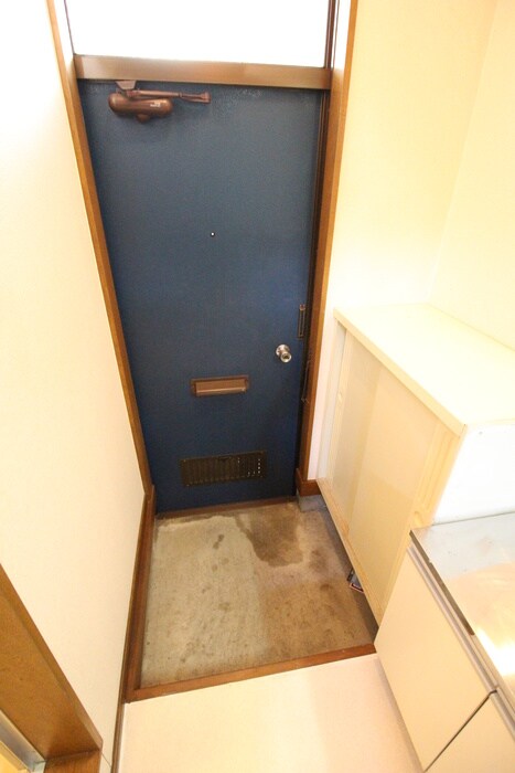 物件内観写真17　(玄関)
