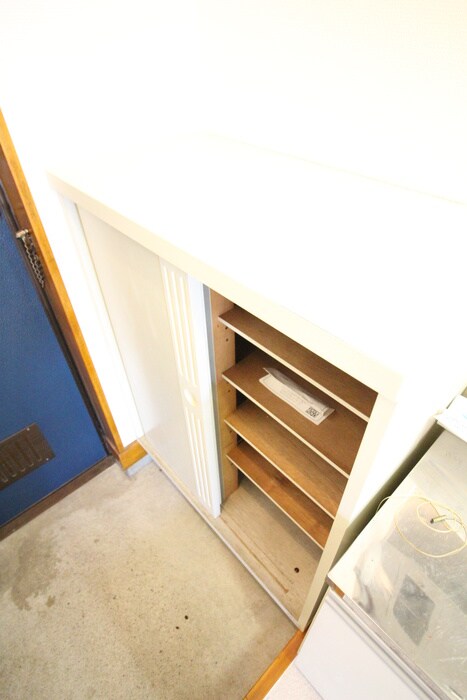 物件内観写真18　(靴箱)