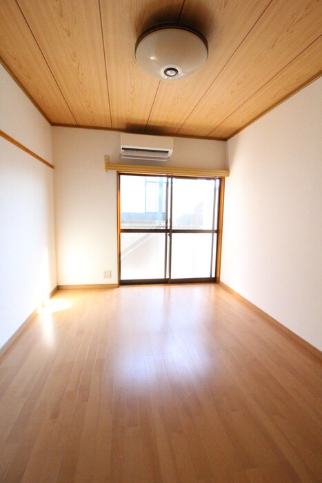 物件内観写真22　(居室)