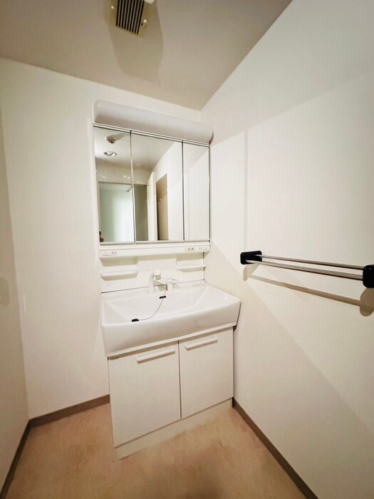 物件内観写真14　(洗面)