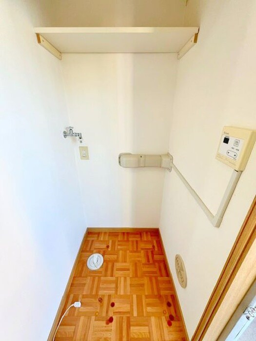 物件内観写真12　(洗面)