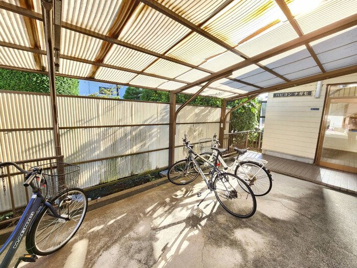 パビヨンナガセの駐輪場