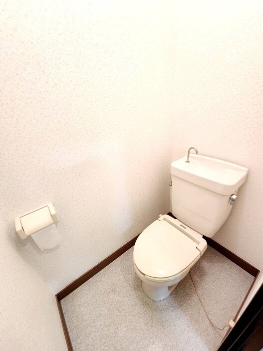 物件内観写真12　(トイレ)