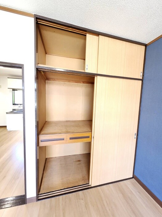 物件内観写真15　(収納)