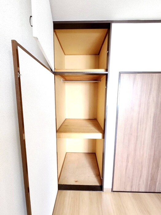 物件内観写真21　(収納)