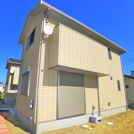 ソレアードビレッジA棟外観写真
