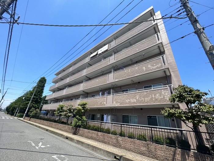 カ－ネリアン・東越谷