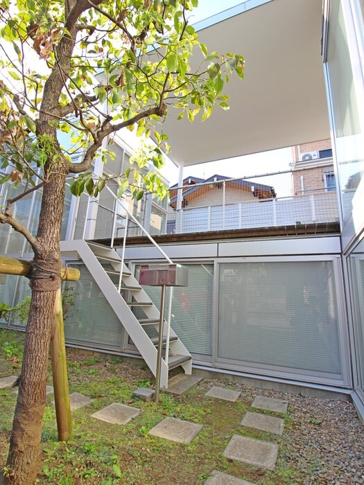 物件内観写真7　(玄関)