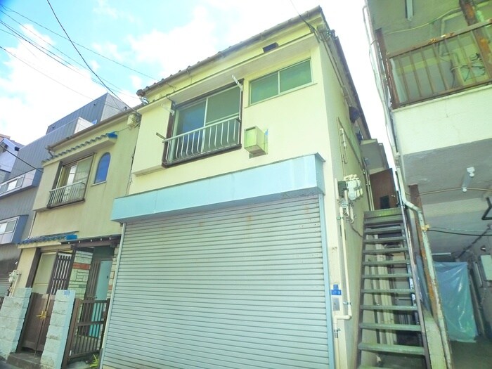 物件外観写真6　(駐輪場)