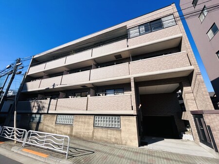 ケ－エスキャトルセゾンⅢ外観写真