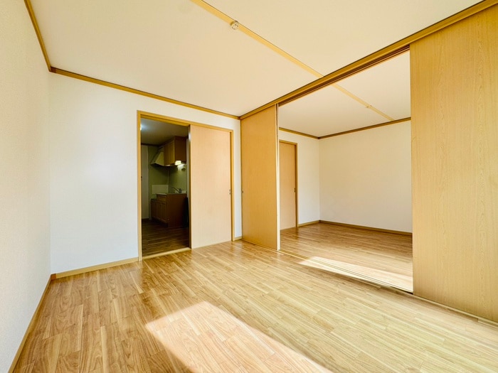 物件内観写真11　(居室)