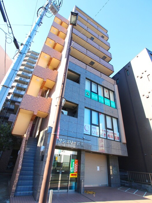 物件外観写真4　(エントランス部分)