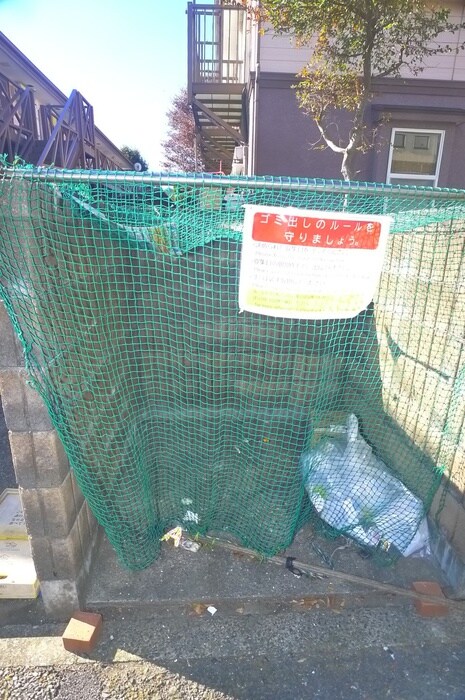 物件外観写真6　(建物設備)