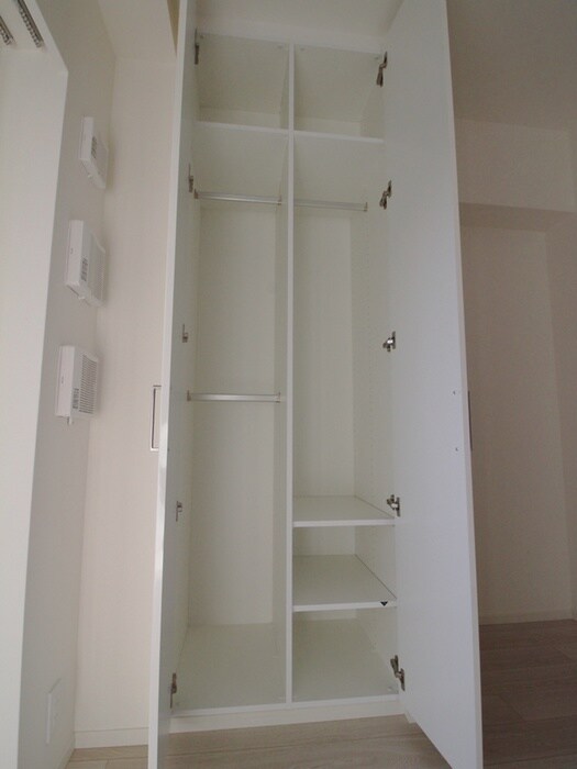 物件内観写真8　(収納)