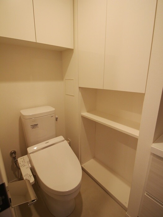 物件内観写真14　(トイレ)