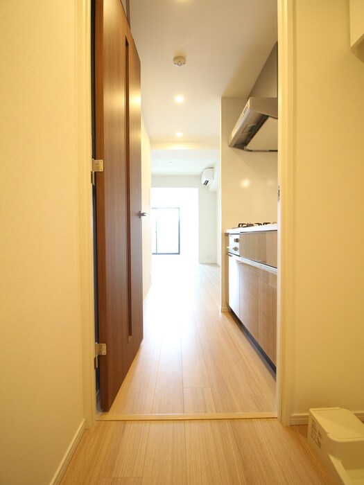 物件内観写真15　(廊下)