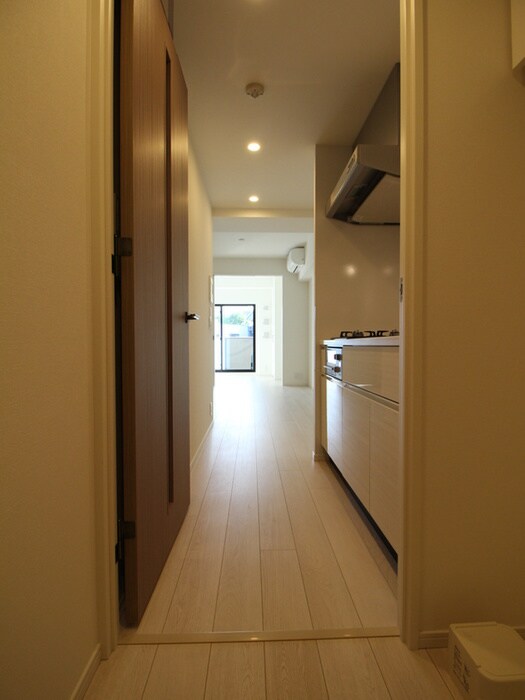 物件内観写真15　(廊下)