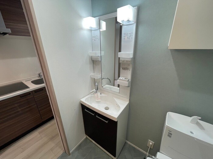 物件内観写真13　(洗面)