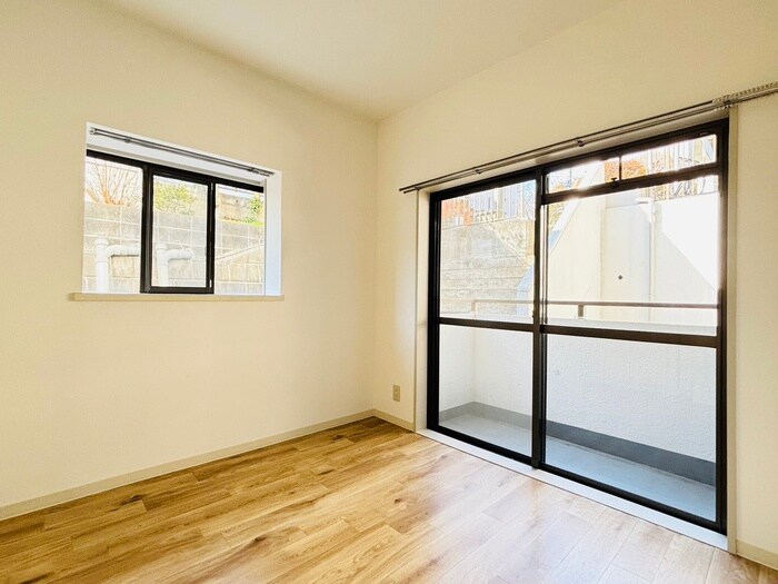 物件内観写真21　(居室)