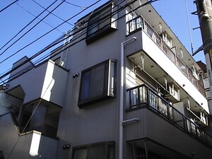 フラット山屋外観写真