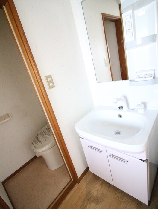 物件内観写真10　(洗面)