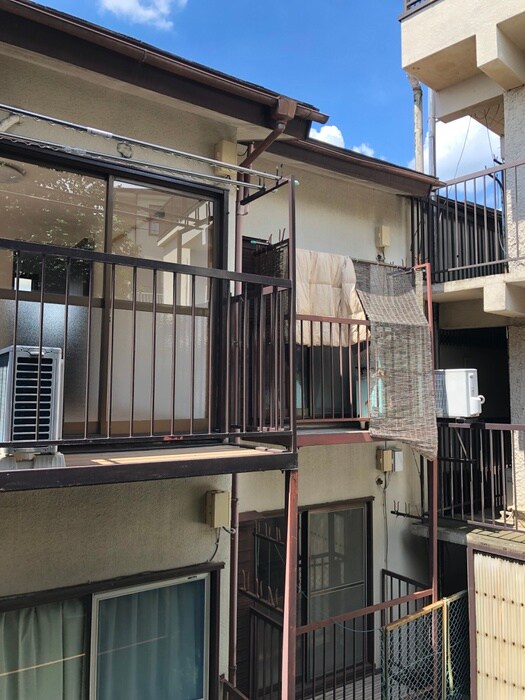 山崎ハイツの物件外観写真