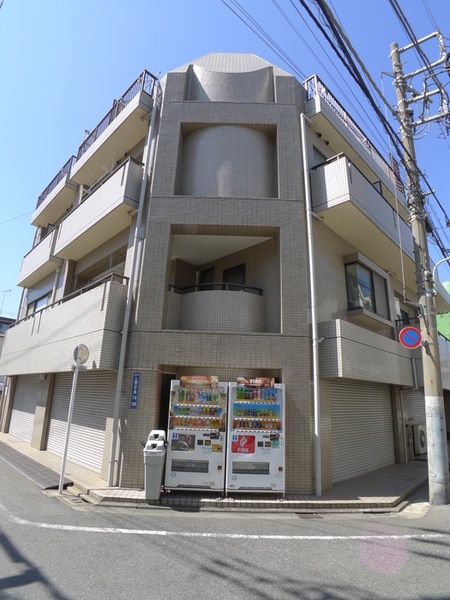 渡辺ビル外観写真