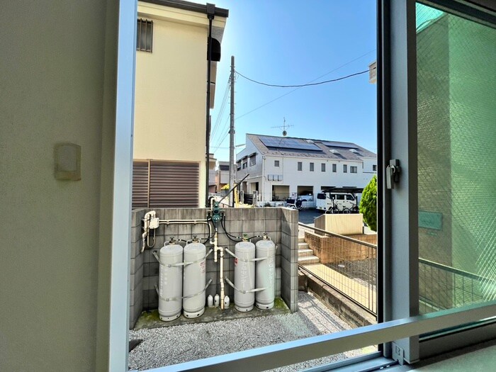 物件内観写真20　(室内からの展望)