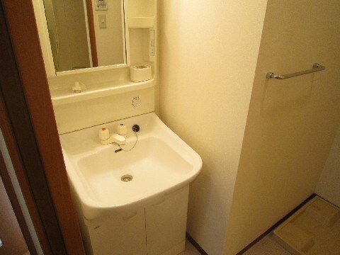 物件内観写真13　(洗面)