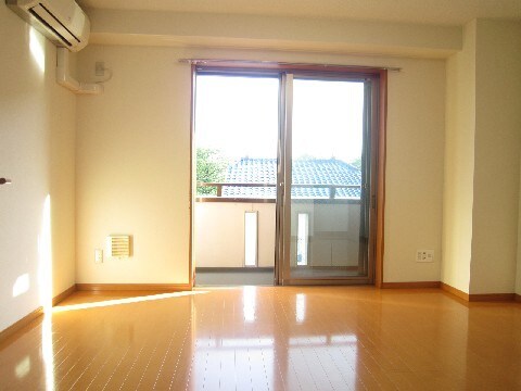 物件内観写真14　(居室)