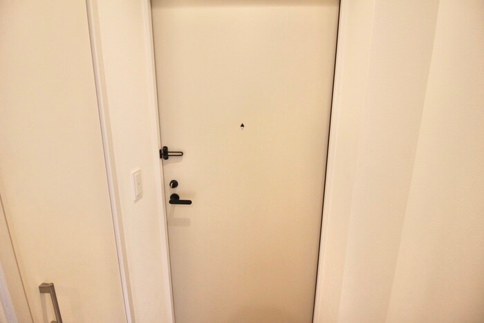 物件内観写真22　(玄関)